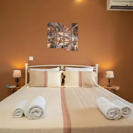 Casa Di Colona - κίτρινο Daire Lixouri